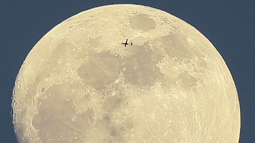 Yerli İHA dolunayla birlikte Afrin semalarında