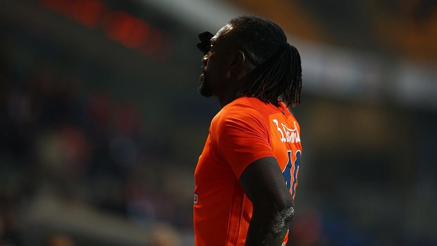 Adebayor’dan Mehmetçik’e destek
