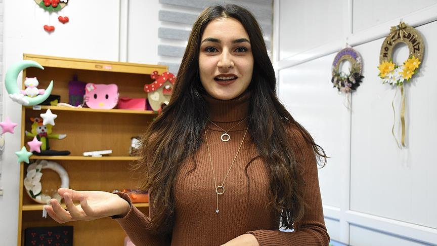 Sınav stresini atarken harçlık da çıkardılar