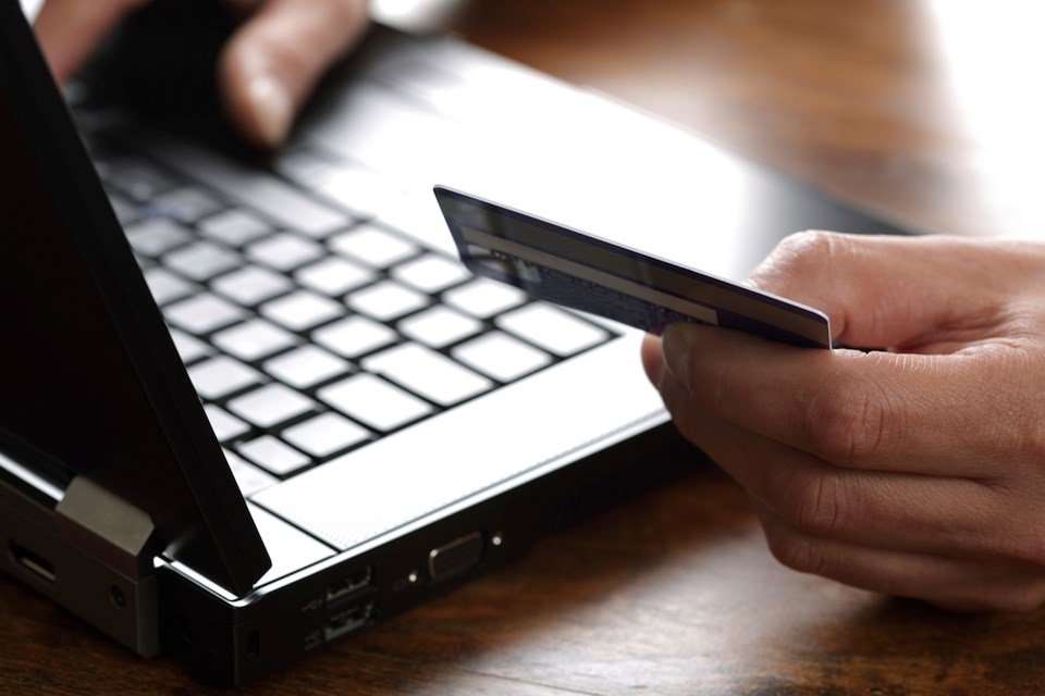 Kredi kartı ile online alışveriş yapanlar dikkat !