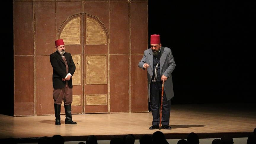 ‘2. Abdülhamid Han’ Denizli’de sahnelendi