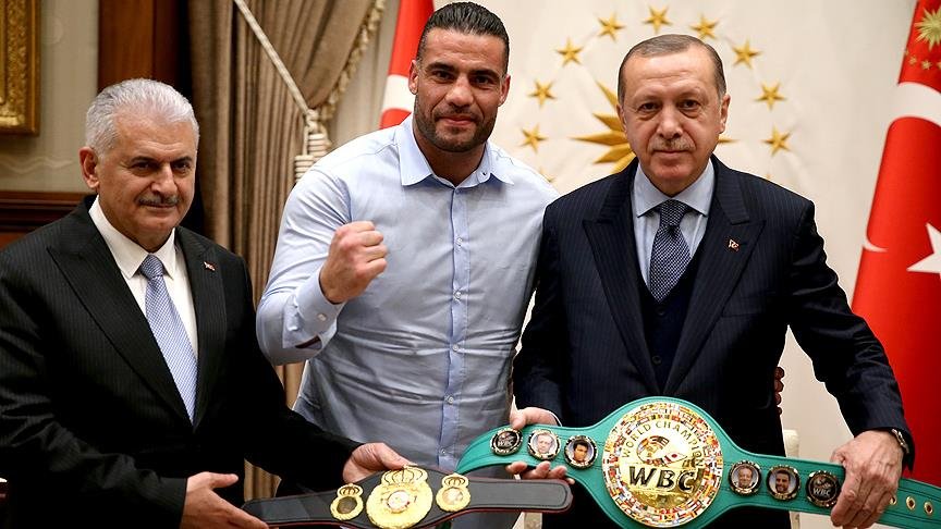 Erdoğan Suriye asıllı boksör Charr’ı kabul etti