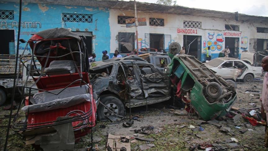 Somali’de iki ayrı bomba yüklü araçla saldırı: 21 ölü