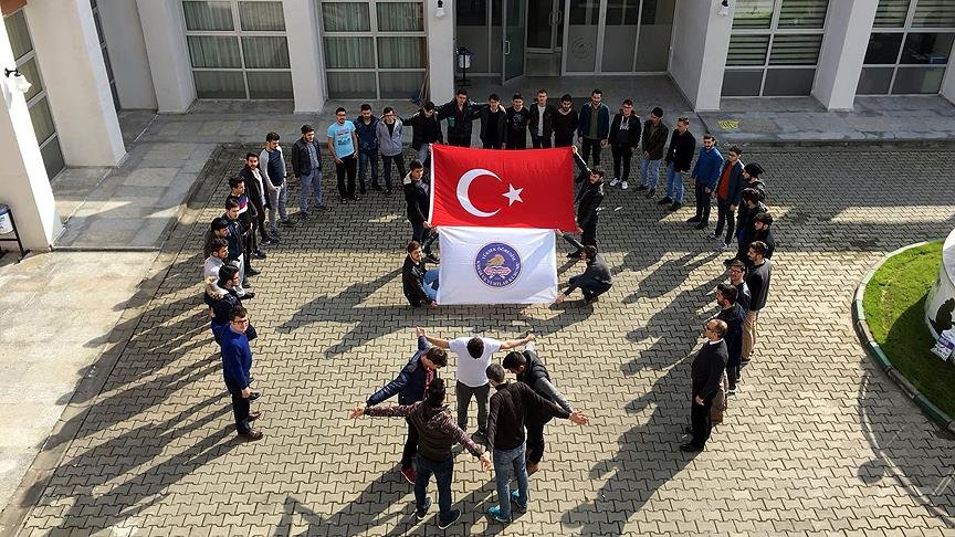 Minik karatecilerden Mehmetçik’e destek