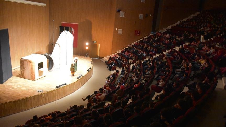 Şırnak’ta ‘Zambak Limanı’ sahnelendi