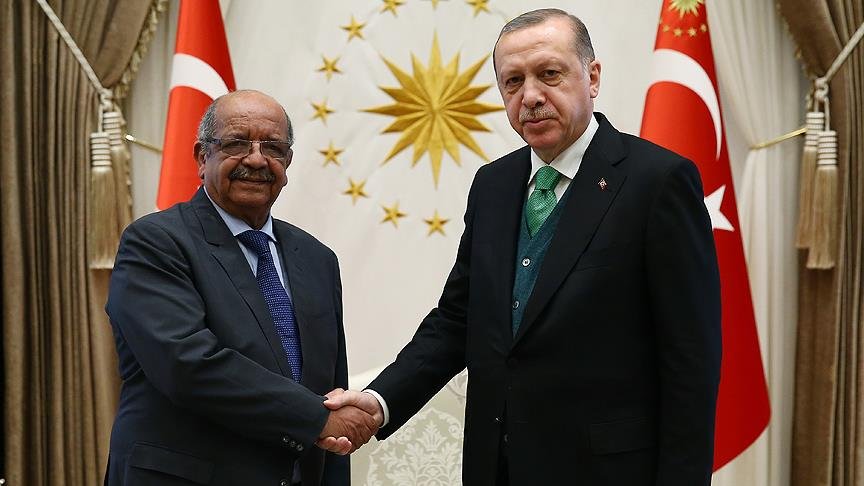 Erdoğan, Cezayir Dışişleri Bakanı Mesahil’i kabul etti