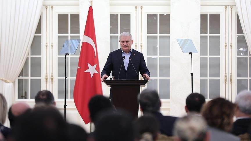 Yıldırım darbe davalarının müşteki avukatlarıyla bir araya geldi
