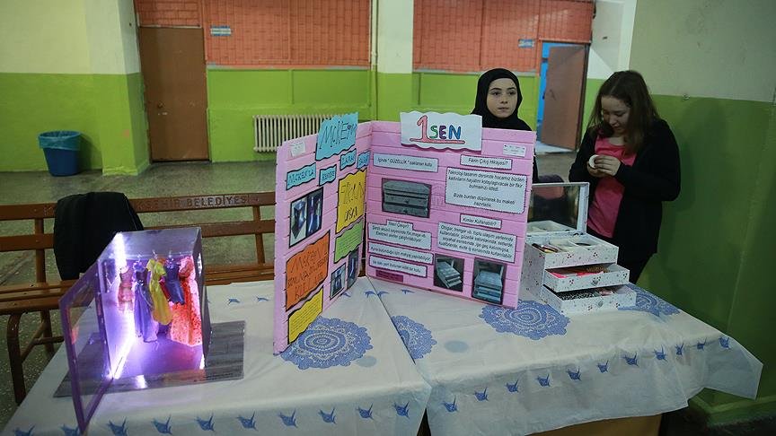 ‘Küçük mucitler’ buluşlarını sergiledi