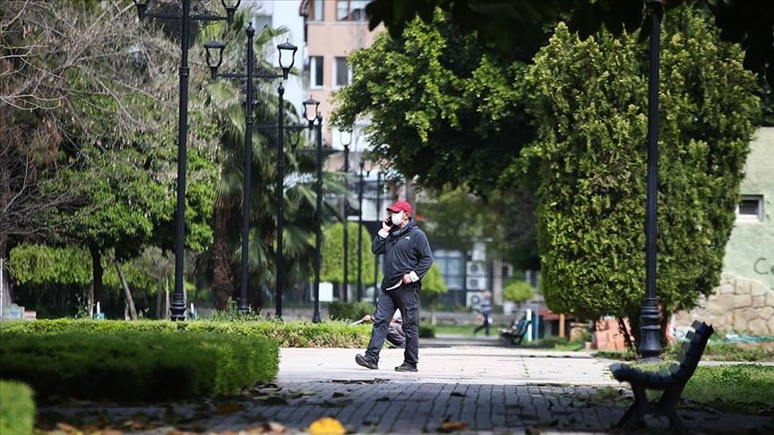 Adana’da maske takmak zorunlu oldu