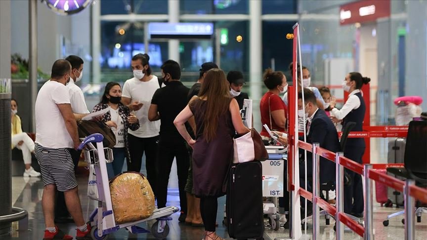 Rusya’ya koronavirüs nedeniyle ara verilen seferler yeniden başladı