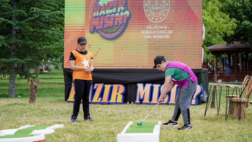 MEB ‘özel çocukları’ tersine kaynaştırma modeli ile ‘özel program’da buluşturdu
