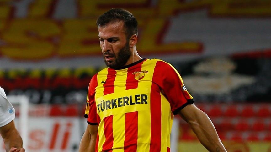 Göztepe’nin vazgeçilmezi Berkan Emir
