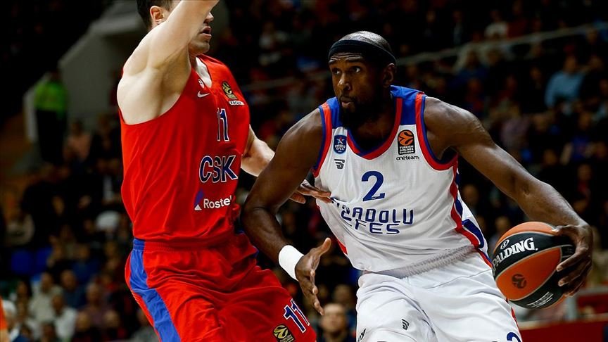 Anadolu Efes’de Singleton’ın sözleşmesi uzatıldı
