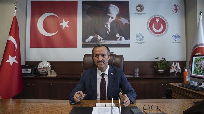 Türk Dil Kurumu ile Türk Tarih Kurumundan sosyal bilimleri tercih edecek öğrencilere burs