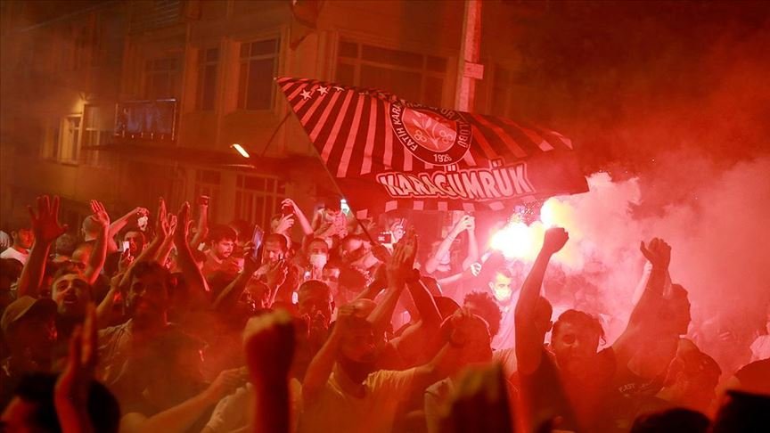 Fatih Karagümrük’te 36 yıl sonra Süper Lig’e yükselmenin sevinci