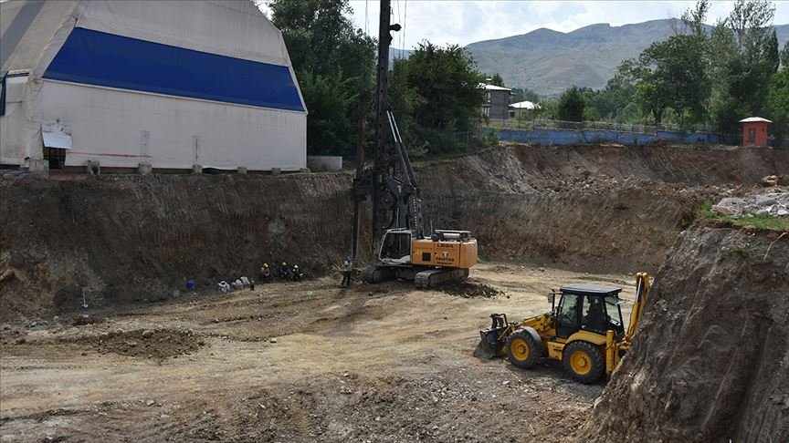Hakkari’ye 1000 kişilik öğrenci yurdu yapılıyor