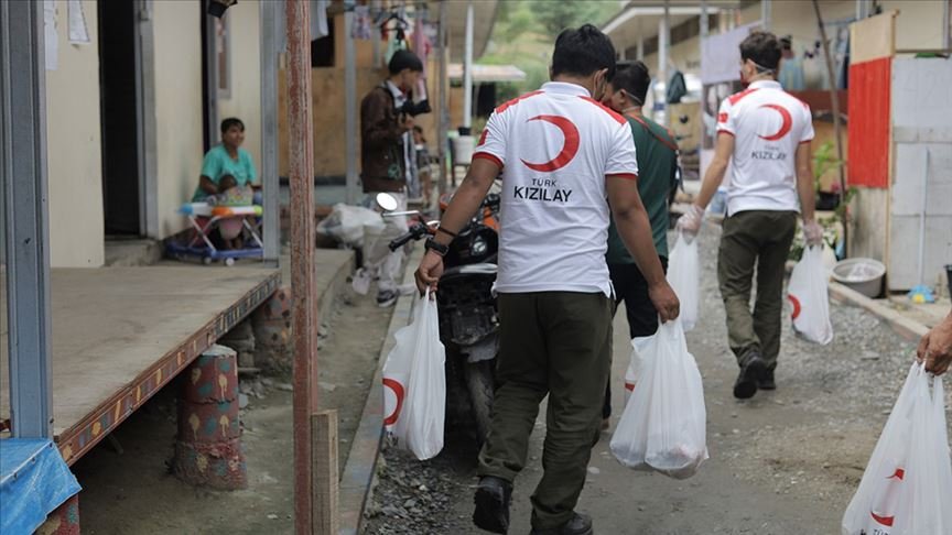 Türk Kızılay Endonezya’da 13 bin aileye kurban eti ulaştıracak