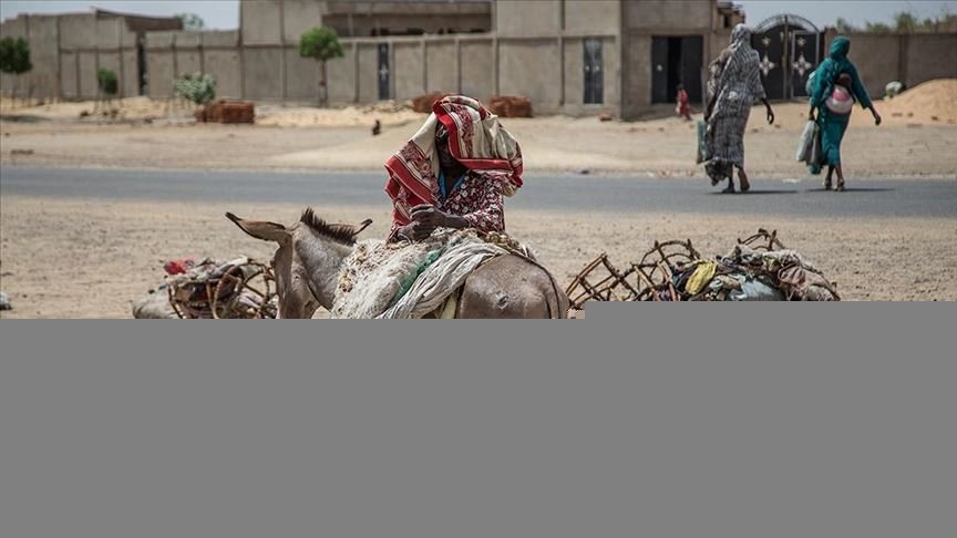 Afrika Kalkınma Bankası: Kovid-19 salgını yaklaşık 49 milyon Afrikalıyı aşırı fakirliğe itebilir