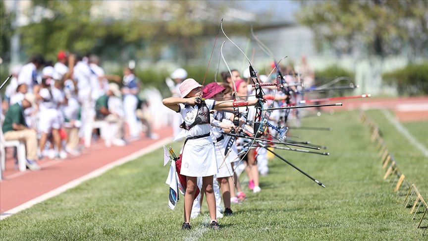 Bakan Kasapoğlu’ndan başarılı sporculara yeni müjde