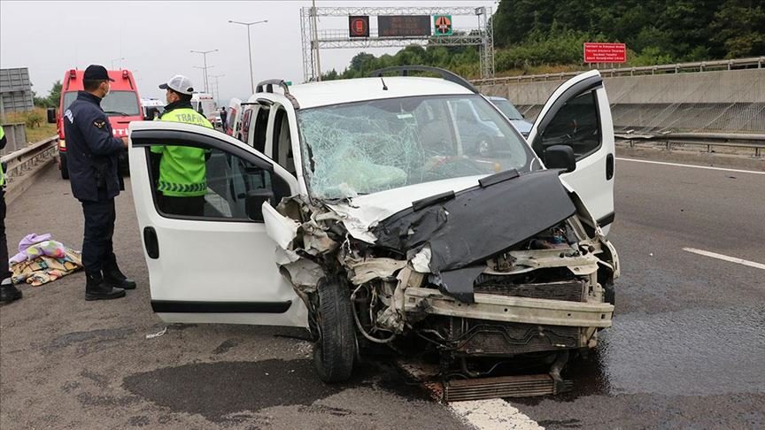Kurban Bayramı’nın ikinci gününde trafik kazalarında 6 kişi hayatını kaybetti
