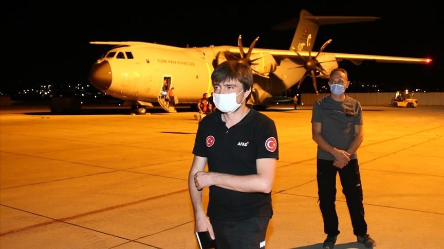 Lübnan’da görev yapan arama-kurtarma ekipleri yurda döndü