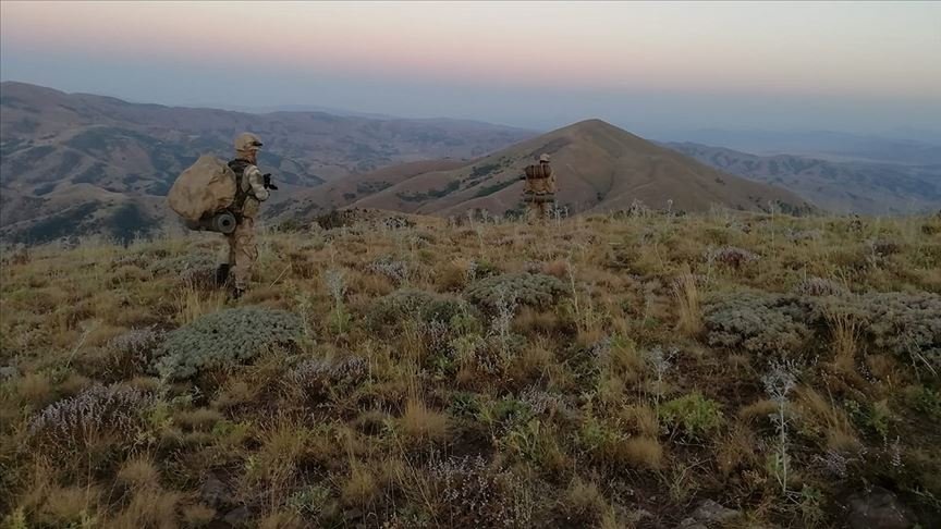 Diyarbakır’da narko-terör operasyonu sürüyor