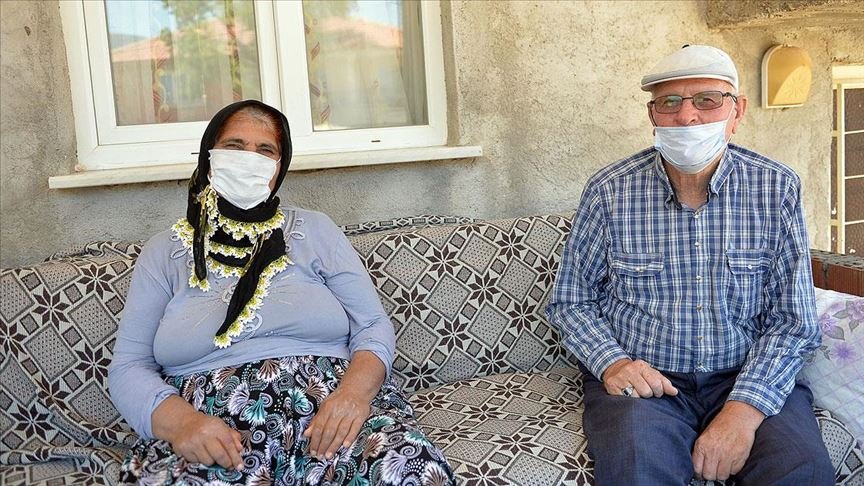 Kovid-19’la mücadelesinin kazanan Özkan: Bu virüs insanın vücudunu yiyor