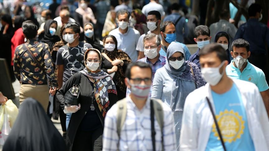 İran’da Kovid-19 nedeniyle bir günde 132 kişi daha hayatını kaybetti