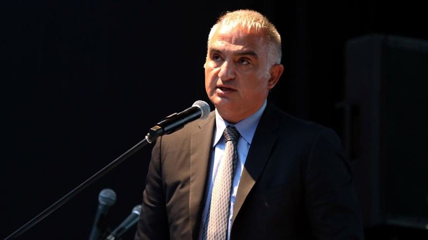 Kültür ve Turizm Bakanı Ersoy: Turizm açısından önemli olan ülkeler seyahat sınırlamalarını kaldırmaya başladı