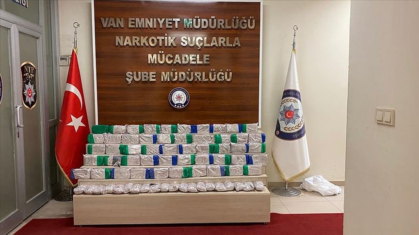 Van’da 61 kilo 495 gram eroin ele geçirildi