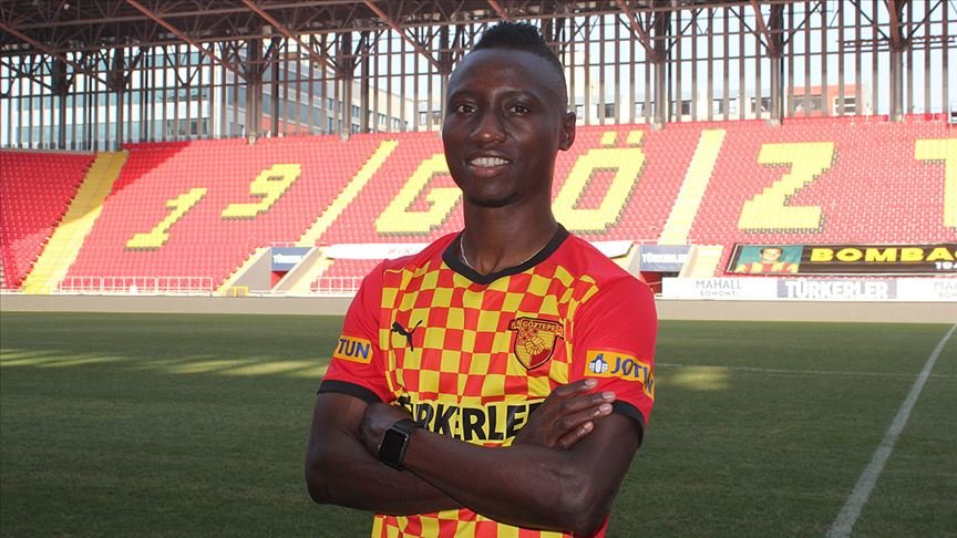 Göztepe Obinna Nwobodo’yu transfer etti