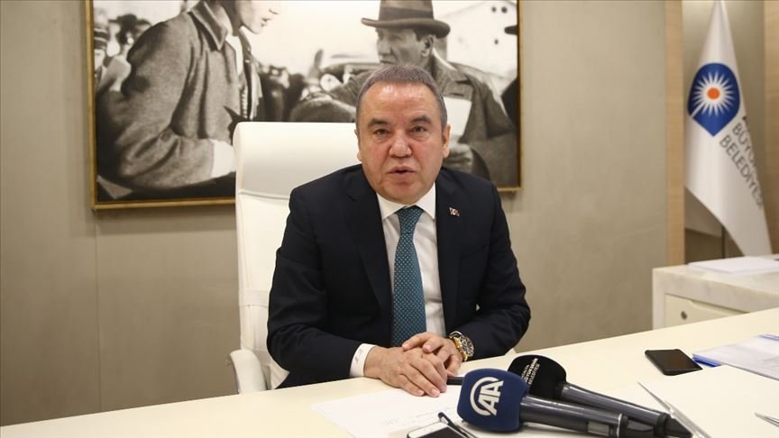 Kovid-19 tedavisi gören Başkan Böcek’in akciğerlerinde iyileşme izlendi