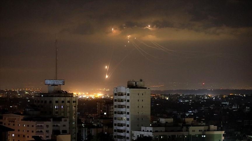 İsrail, Gazze’de Hamas’a ait noktaları vurdu