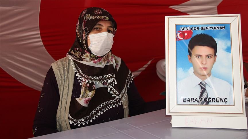 Diyarbakır annesi Övünç: 16 çocuk geldi bir gün bile ceza almadan ailelerine kavuştu. Gel oğlum o sevinci bize yaşat