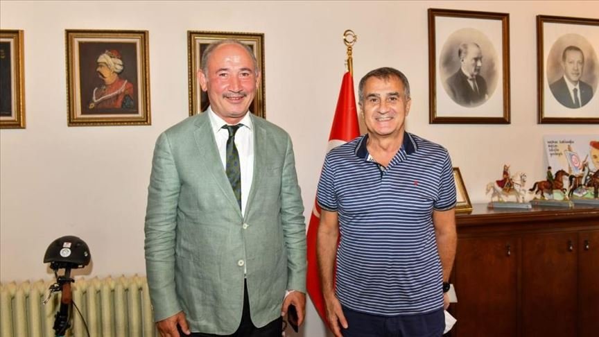 Şenol Güneş’ten Trabzon Büyükşehir Belediyesine ziyaret