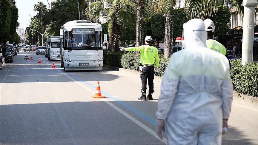 İçişleri Bakanlığı: Ülke genelinde yarın Kovid-19 tedbirleri denetlenecek