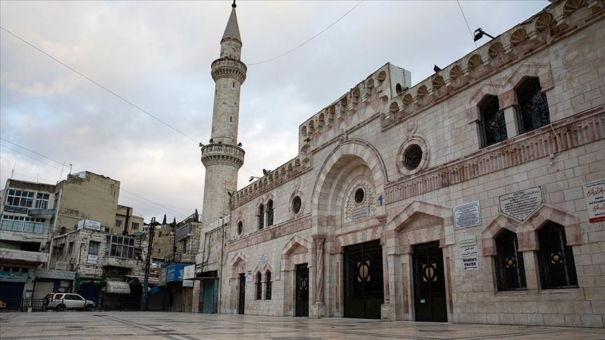 Ürdün’de Kovid-19 tedbirleri kapsamında camiler ve okullar süreli şekilde yeniden kapanıyor