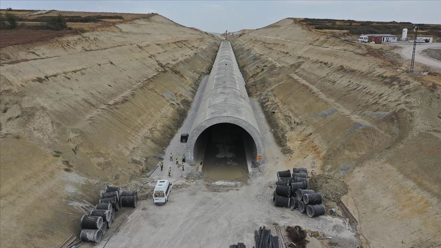 Halkalı-Kapıkule ‘hızlı’ demir yolu hattının yapımı sürüyor