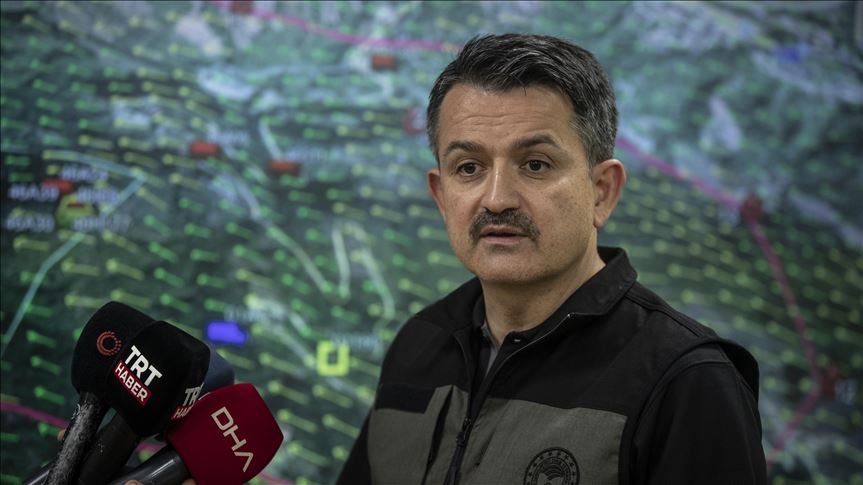 Tarım ve Orman Bakanı Pakdemirli’den Hatay’daki orman yangınına yönelik açıklama