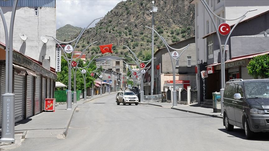Hakkari’de gösteri ve yürüyüşlere geçici süreyle yasak