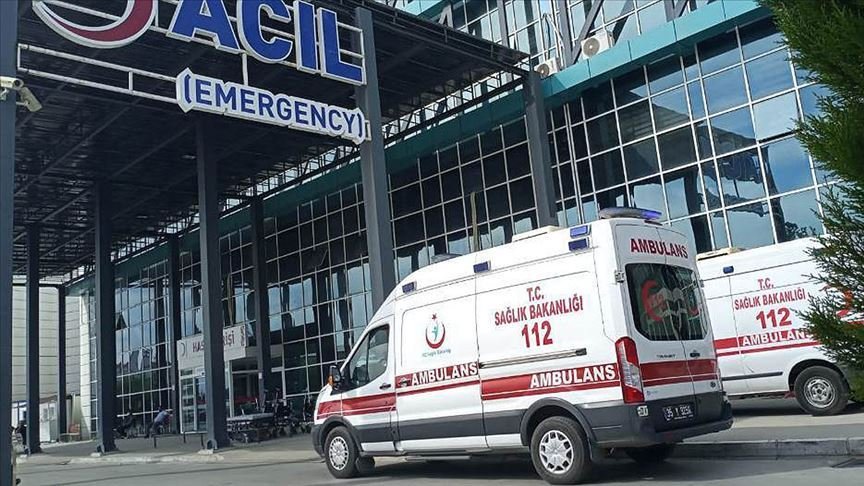 Metil alkol zehirlenmesi şüphesiyle 8 günde 52 kişi yaşamını yitirdi
