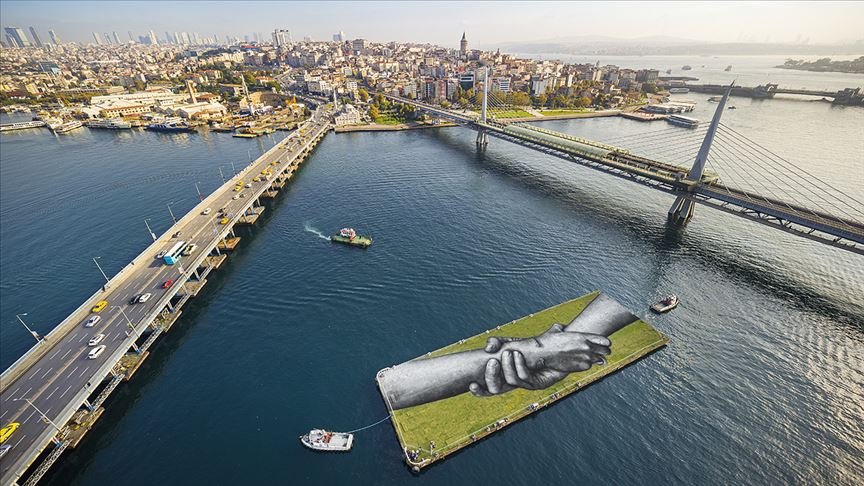 ‘Dünyanın en büyük insan zinciri’ İstanbul’dan geçiyor