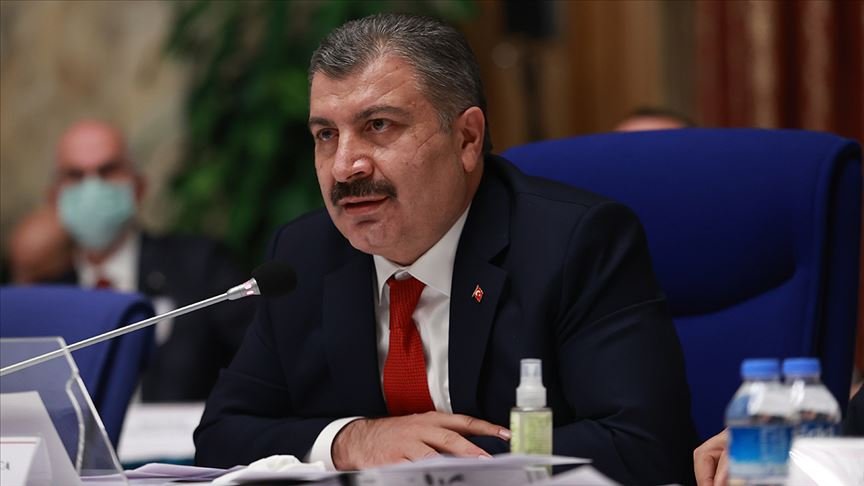 Bakan Koca gençlere sokağa çıkma kısıtlamasıyla ilgili hatırlatmada bulundu: Fedakarlığınıza ihtiyacımız var