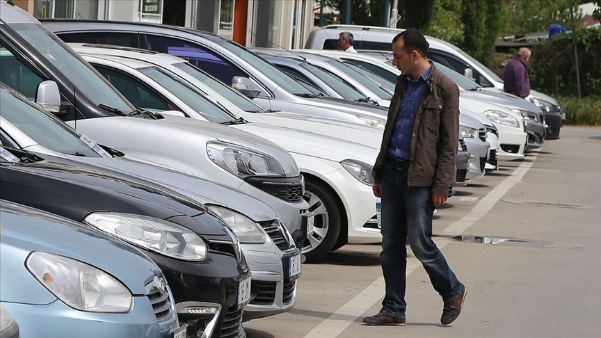 İkinci el online oto pazarında en çok tercih edilenler belli oldu