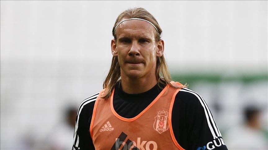 Hırvat futbolcu Domagoj Vida’nın Kovid-19 testi pozitif çıktı