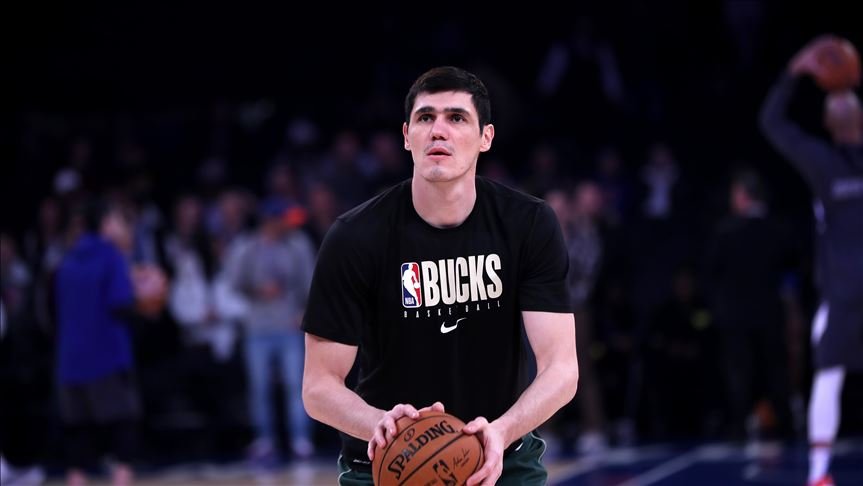 Milwaukee Bucks, milli basketbolcu Ersan İlyasova’yı serbest bıraktı