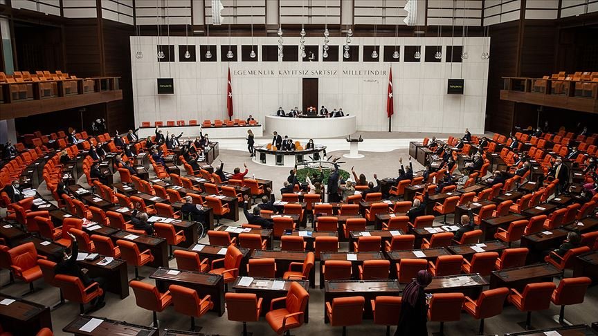 İstihdam teşvikine ilişkin kanun teklifinin 10 maddesi daha TBMM’de kabul edildi