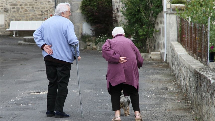 Yaşlılarda düşme riski hayatı tehdit ediyor