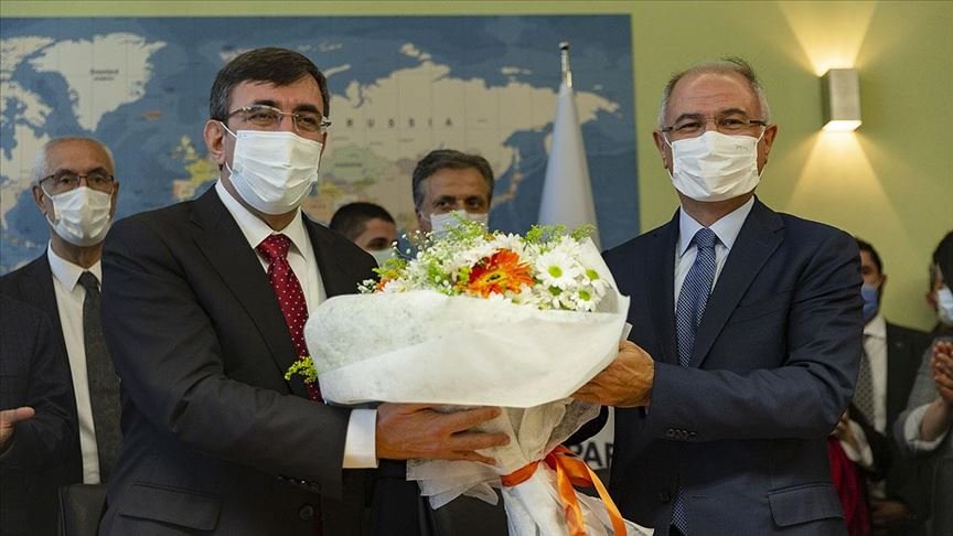 Efkan Ala görevini Cevdet Yılmaz’dan devraldı