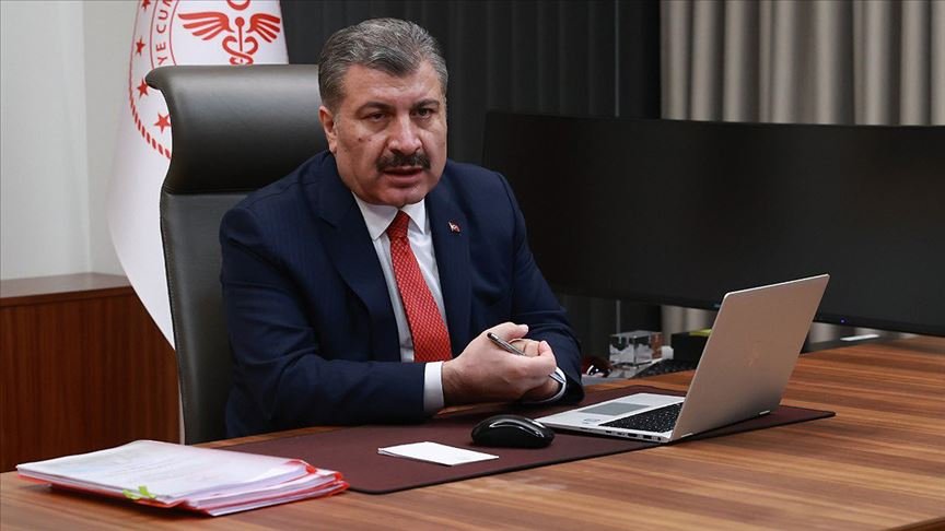 Sağlık Bakanı Koca, vatandaşlardan ‘biz evdeyiz’ paylaşımı istedi